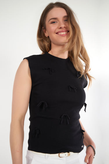 Magasinez le haut sans manches de la nouvelle collection de la Boutique Colori - Shop the sleeveless top from new collection from Boutique Colori