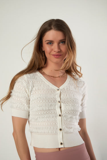 Magasinez le cardigan à boutons bijoux de la nouvelle collection de la Boutique Colori - Shop the cardigan with jeweled buttons from new collection from Boutique Colori