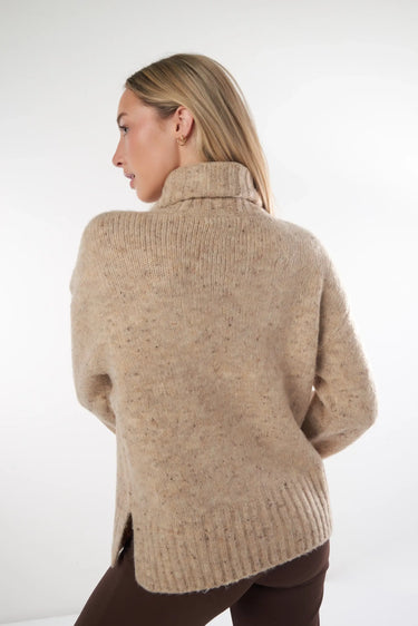 Magasinez le chandail à col roulé de la nouvelle collection de la Boutique Colori - Shop the turtleneck sweater from new collection from Boutique Colori