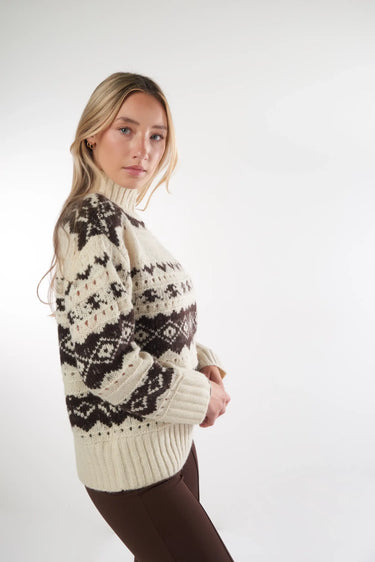 Magasinez le chandail à col montant de la nouvelle collection de la Boutique Colori - Shop the mock neck sweater from new collection from Boutique Colori