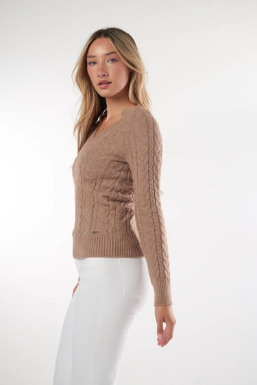 Magasinez le chandail torsadé de la nouvelle collection de la Boutique Colori - Shop the cable-knit sweater from new collection from Boutique Colori