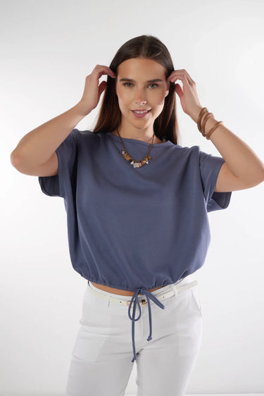 Magasinez le haut ample à manches courtes de la nouvelle collection de la Boutique Colori - Shop the oversized short-sleeved top from new collection from Boutique Colori