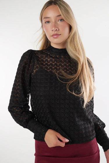 Magasinez le haut en dentelle à manches longues de la nouvelle collection de la Boutique Colori - Shop the long-sleeved lace top from new collection from Boutique Colori