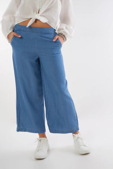 Magasinez le capri à jambe large de la nouvelle collection de la Boutique Colori - Shop the wide-leg capri from new collection from Boutique Colori