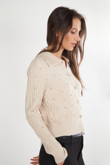 Magasinez le cardigan torsadé avec pierres de Colori - Shop the cable-knit cardigan with stones from Colori