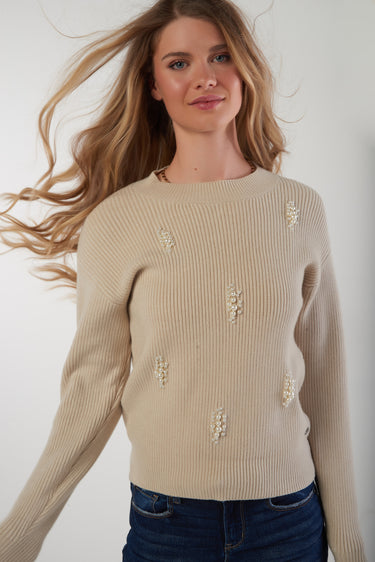 Magasinez le chandail à col rond avec perles de Colori - Shop the crew neck sweater with pearls from Colori