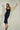 Magasinez la robe midi brillante de Colori - Shop the shiny midi dress from Colori