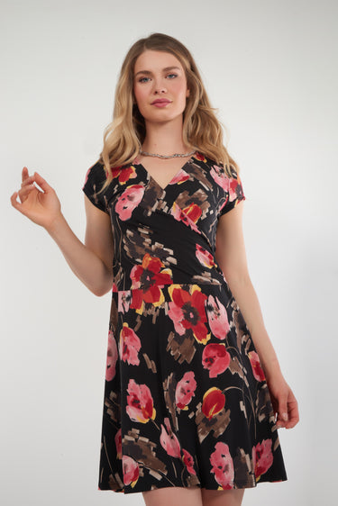 Magasinez la robe cache-coeur avec imprimé fleuri de Colori - Shop the floral print wrap dress from Colori