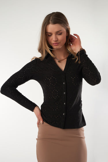 Magasinez la blouse en dentelle de la nouvelle collection de la Boutique Colori - Shop the lace blouse  from new collection from Boutique Colori