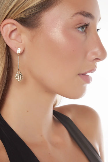Magasinez les boucles d'oreilles de la nouvelle collection de la Boutique Colori - Shop the earrings from new collection from Boutique Colori