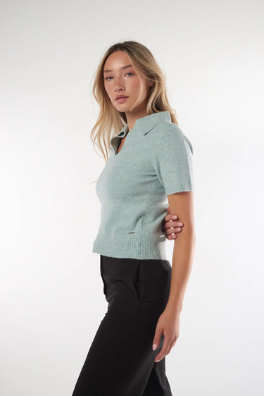 Magasinez le chandail à manches courtes de la nouvelle collection de la Boutique Colori - Shop the short sleeves sweater from new collection from Boutique Colori