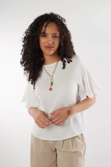 Magasinez le haut à manches courtes de la nouvelle collection de la Boutique Colori - Shop the short-sleeved top from new collection from Boutique Colori