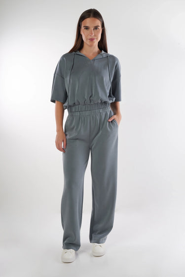 Magasinez le haut ample à manches courtes de la nouvelle collection de la Boutique Colori - Shop the oversized short-sleeved top from new collection from Boutique Colori