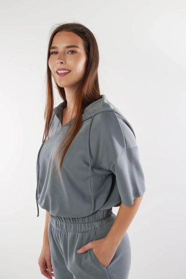 Magasinez le haut ample à manches courtes de la nouvelle collection de la Boutique Colori - Shop the oversized short-sleeved top from new collection from Boutique Colori
