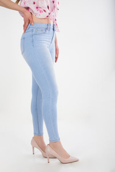 Magasinez le jean à jambe étroite de la nouvelle collection de la Boutique Colori - Shop the skinny jeans from new collection from Boutique Colori