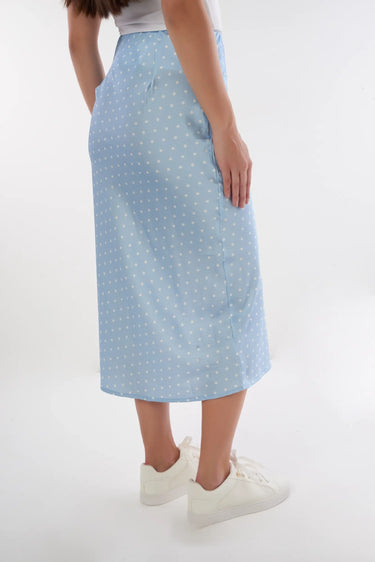 Magasinez la jupe midi satinée de la nouvelle collection de la Boutique Colori - Shop the satin midi skirt from new collection from Boutique Colori
