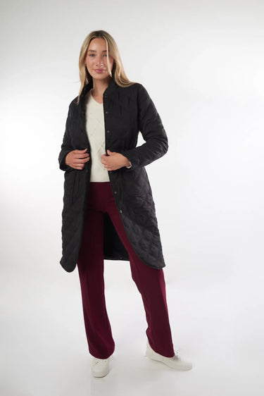 Magasinez le manteau matelassé de la nouvelle collection de la Boutique Colori - Shop the quilted coat from new collection from Boutique Colori