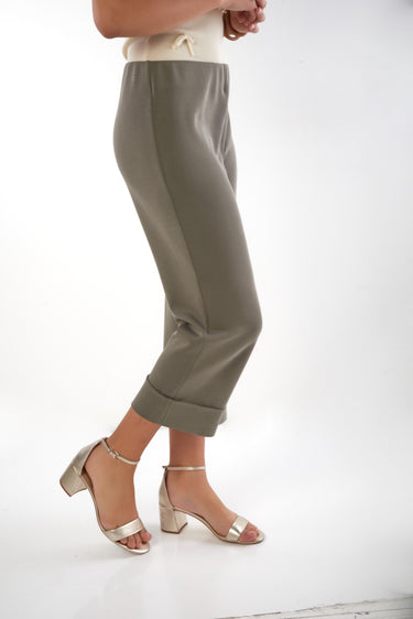 Magasinez le capri à jambe large de la nouvelle collection de la Boutique Colori - Shop the wide-leg capri from new collection from Boutique Colori