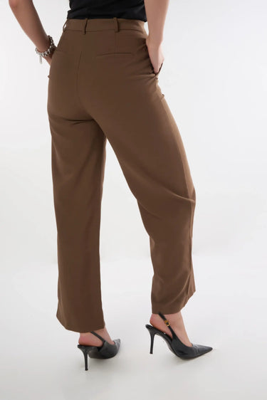 Magasinez le pantalon à jambe large de la nouvelle collection de la Boutique Colori  - Shop the wide-leg pants from new collection from Boutique Colori