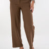 Magasinez le pantalon à jambe large de la nouvelle collection de la Boutique Colori  - Shop the wide-leg pants from new collection from Boutique Colori