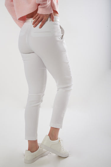 Magasinez le pantalon étroit avec ceinture de la nouvelle collection de la Boutique Colori  - Shop the fitted pants with belt from new collection from Boutique Colori