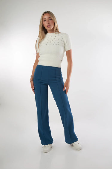 Magasinez le pantalon à jambe large de la nouvelle collection de la Boutique Colori  - Shop the wide-leg pants from new collection from Boutique Colori