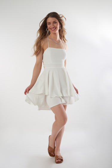 Magasinez la robe à dos ouvert de la nouvelle collection de la Boutique Colori - Shop the open back dress from new collection from Boutique Colori