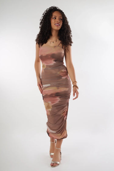 Magasinez la robe élégante de la nouvelle collection de la Boutique Colori - Shop the elegant dress from new collection from Boutique Colori