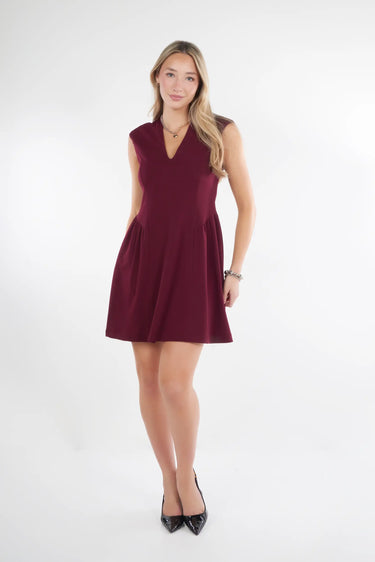 Magasinez la robe courte élégante de la nouvelle collection de la Boutique Colori - Shop the short elegant dress from new collection from Boutique Colori
