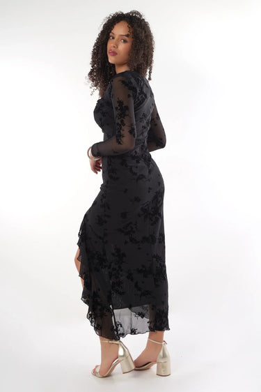 Magasinez la robe élégante de la nouvelle collection de la Boutique Colori - Shop the elegant dress from new collection from Boutique Colori
