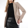 Magasinez le veston à manches longues de la nouvelle collection de la Boutique Colori - Shop the long sleeves blazer from new collection from Boutique Colori