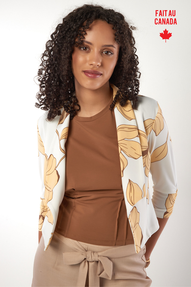 Magasinez le veston à manches froncées de la nouvelle collection de la Boutique Colori - Shop the ruched sleeves blazer from new collection from Boutique Colori