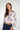 Magasinez la blouse courte fleurie de Colori - Shop the floral cropped blouse from Colori