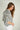 Magasinez la blouse courte imprimée de Colori - Shop the short printed blouse from Colori