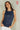 Magasinez la camisole brillante à col rond de Colori - Shop the round-neck shiny camisole de Colori