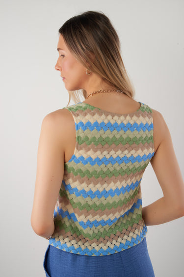 Magasinez la camisole courte en crochet de Colori - Shop the short crochet camisole from Colori