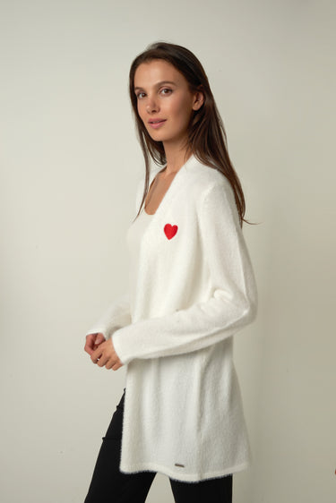 Magasinez le cardigan duveteux ouvert de Colori - Shop the open fluffy cardigan from Colori