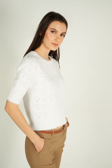 Magasinez le chandail duveteux avec coeurs de Colori - Shop the fuzzy sweater with hearts from Colori