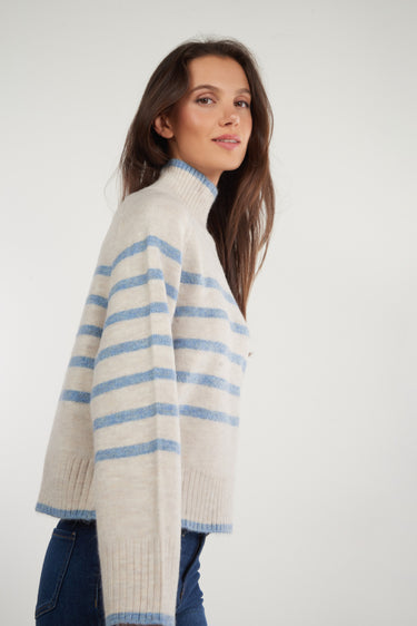 Magasinez le chandail court rayé à col montant de Colori - Shop the striped cropped turtleneck sweater from Colori