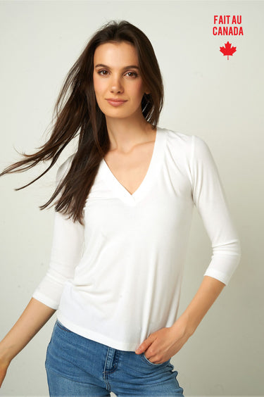 Magasinez le haut côtelé à manches trois-quarts de Colori - Shop the three-quarter sleeve ribbed top from Colori