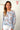 Magasinez le haut imprimé en chiffon de Colori - Shop the printed chiffon top from Colori