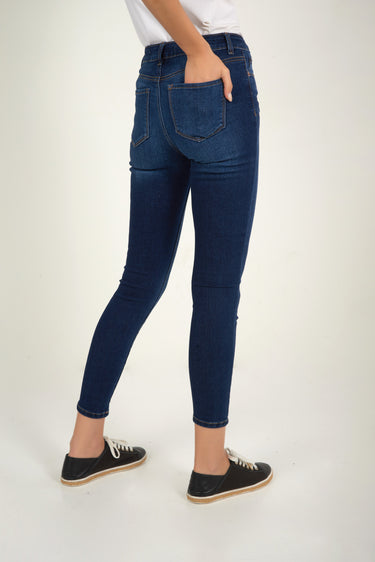 Magasinez le jean à jambe étroite de Colori - Shop the skinny jean from Colori
