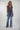 Magasinez le jean délavé à jambe large de Colori - Shop the light wash wide-leg jean from Colori