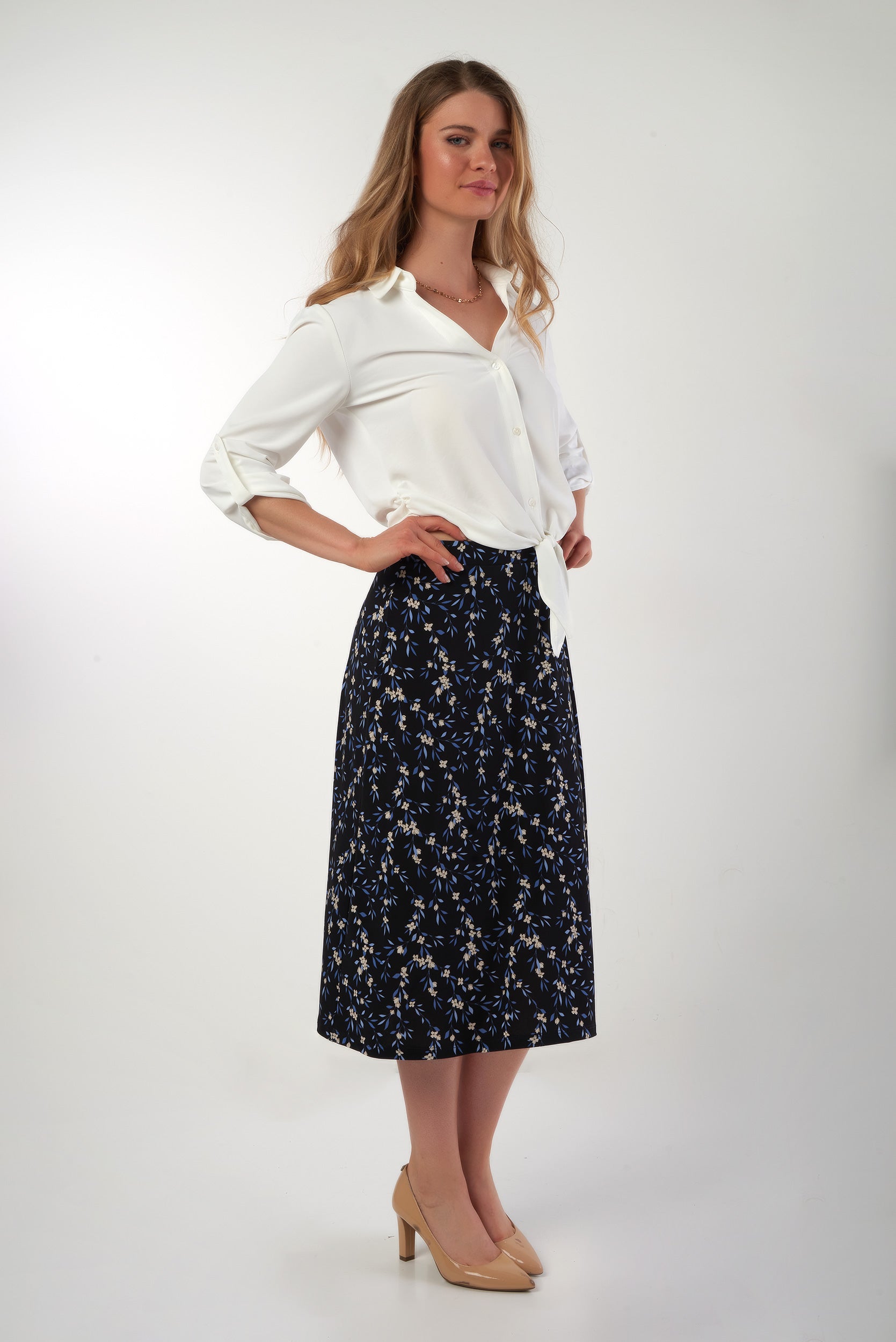 Comment Porter la Jupe Fleurie à un Mariage ? - Tendances de Mode Comment Porter la Jupe Fleurie à un Mariage ? - Tendances de Mode