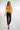 Magasinez le pantalon étroit avec ceinture de Colori - Shop the fitted pants with belt from Colori