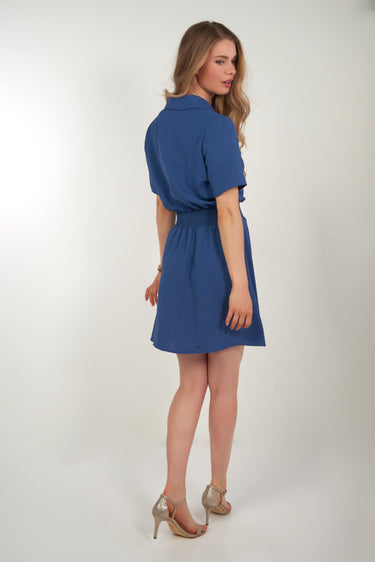 Magasinez la robe avec boutons de Colori - Shop the dress with buttons from Colori