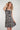 Magasinez la robe imprimée à fermeture éclair de Colori - Shop the printed dress with zipper from Colori