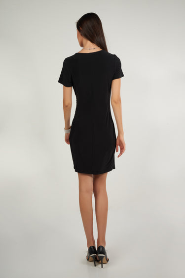 Magasinez la robe unie à manches courtes de Colori - Shop the solid short-sleeve dress from Colori