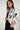 Magasinez le veston court à imprimé fleuri de Colori - Shop the short floral printed blazer from Colori